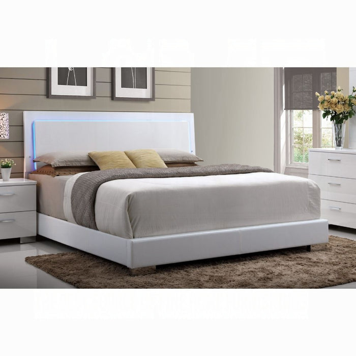 ACME Lorimar EK Bed W/Led