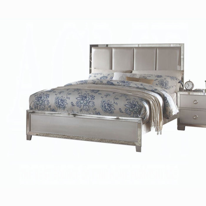 ACME Voeville II Queen Bed