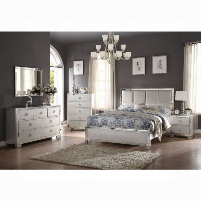 ACME Voeville II Queen Bed