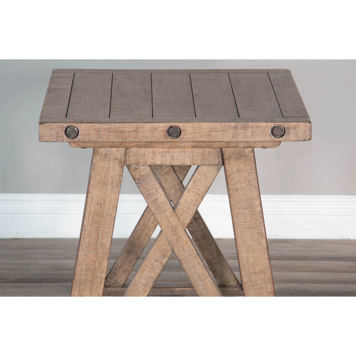 Sunny Designs Vivian 24" Farmhouse Mahogany Wood End Table in Light Brown Desert Rock
