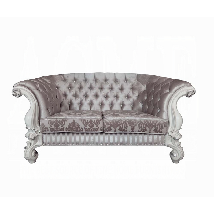 ACME Versailles Loveseat W/5 Pillows