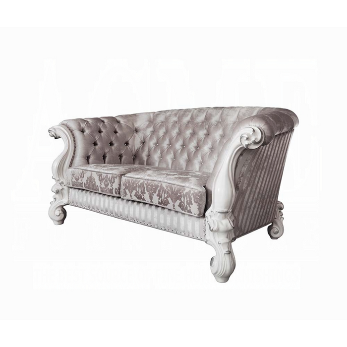 ACME Versailles Loveseat W/5 Pillows