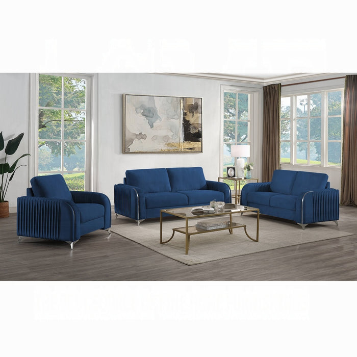 ACME Wenona Loveseat