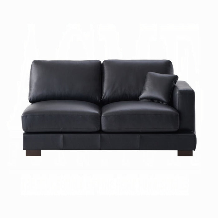 ACME Geralyn Sectional Sofa W/2 Pillows